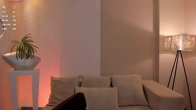 BeccaBaxter online show from 25, 7, 2026