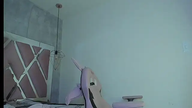 Raichell  online show from 21, 3, 2025