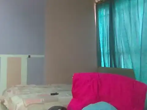 Snapshot of kyliebigboobs chatting on 21, 3, 2025 kyliebigboobs online show from 21, 3, 2025