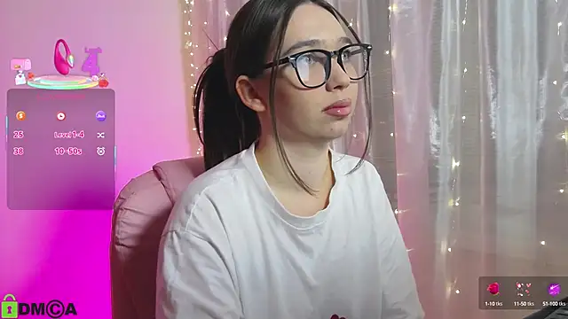 Snapshot of Arianahot777 chatting on 27, 9, 2025 Arianahot777 online show from 27, 9, 2025