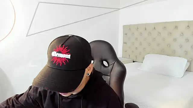 JhoanLeandro online show from 17, 2, 2026