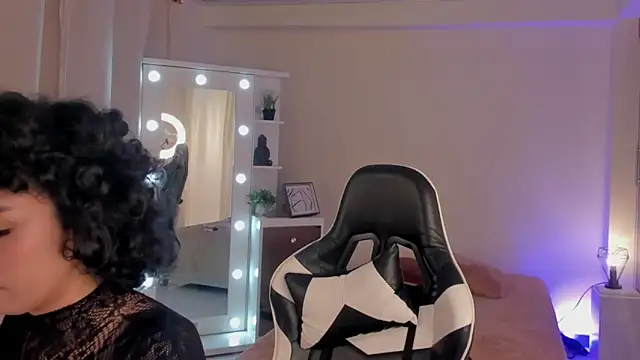 leahaltomm online show from 15, 3, 2025