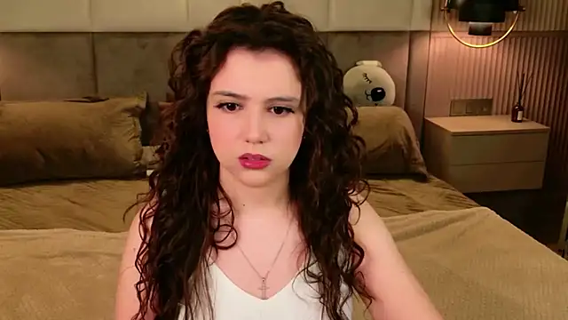 Snapshot of Pauline_Heaven chatting on 16, 3, 2026 Pauline Heaven online show from 16, 3, 2026