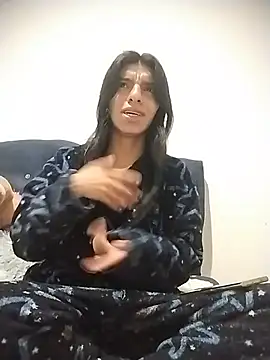 Ariell Kieran online show from 5, 7, 2026