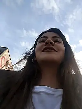 Andrea18 blonde online show from 8, 3, 2025