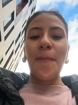 Andrea18 blonde online show from 22, 3, 2025