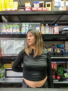 Andrea18 blonde online show from 24, 4, 2026