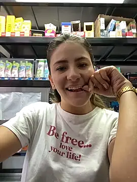 Andrea18 blonde online show from 30, 4, 2026