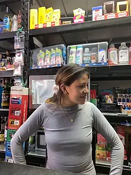 Andrea18 blonde online show from 6, 5, 2026