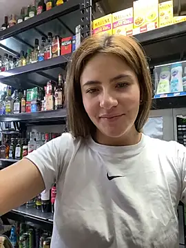 Andrea18 blonde online show from 14, 7, 2026