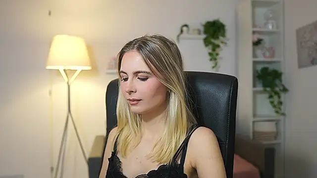 catecrago  online show from 5, 12, 2025