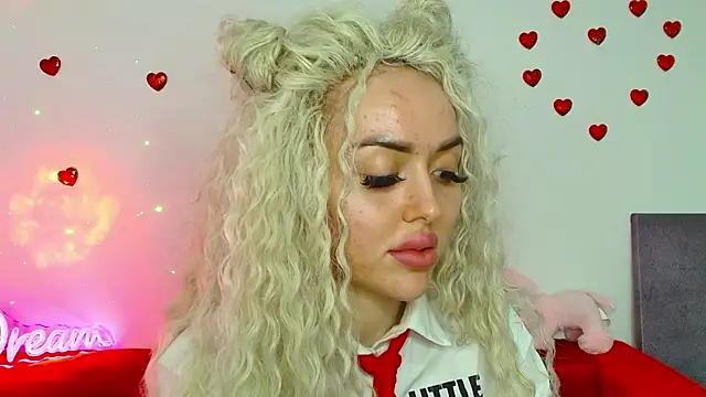 MissisCaty online show from 2, 2, 2025