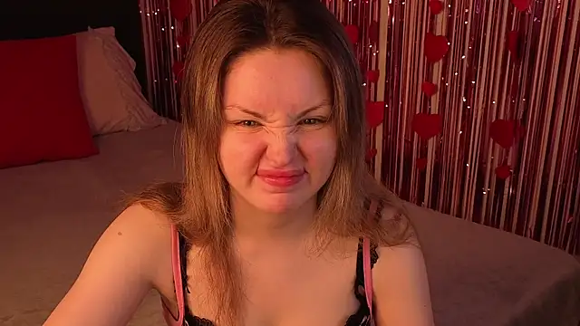 Lora Rosee online show from 24, 6, 2026