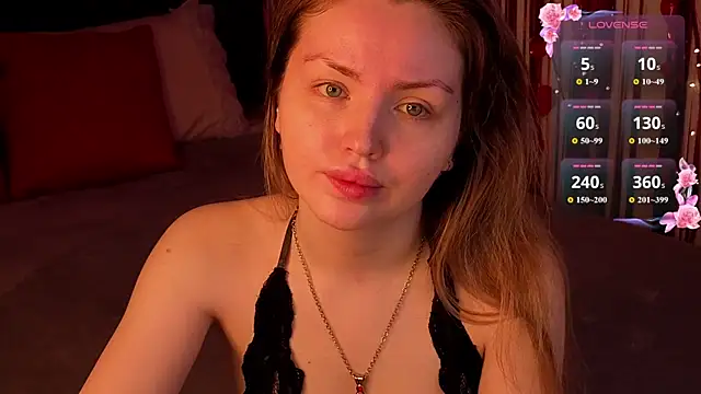 Lora Rosee online show from 26, 6, 2026