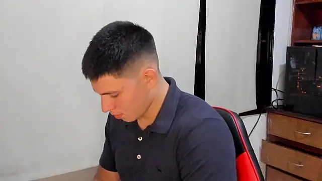 JamesCr  online show from 11, 2, 2025