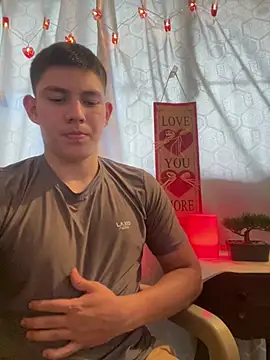 JamesCr  online show from 14, 2, 2025