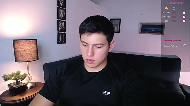 JamesCr  online show from 8, 2, 2026