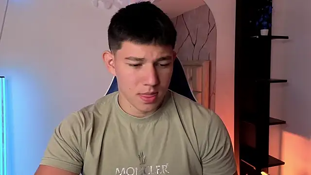 JamesCr  online show from 28, 7, 2026