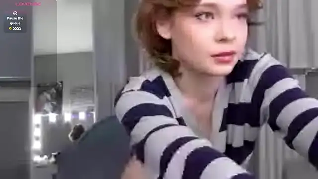 Kellybbface online show from 23, 7, 2026