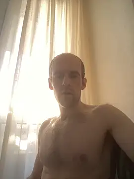 LynnAhNight online show from 27, 9, 2025