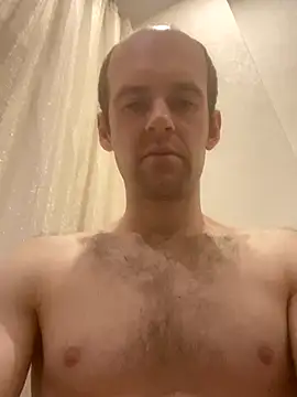 LynnAhNight online show from 8, 10, 2025