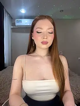 Snapshot of JessRoal chatting on 7, 3, 2025 JessRoal online show from 7, 3, 2025