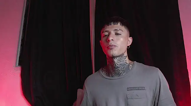 Snapshot of 7_Saturno_7 chatting on 17, 2, 2025 7 Saturno 7 online show from 17, 2, 2025