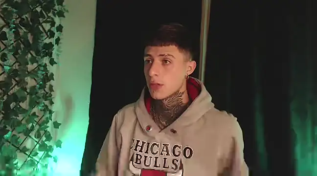 Snapshot of 7_Saturno_7 chatting on 23, 2, 2025 7 Saturno 7 online show from 23, 2, 2025