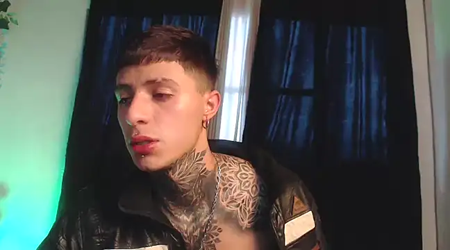 Snapshot of 7_Saturno_7 chatting on 24, 2, 2025 7 Saturno 7 online show from 24, 2, 2025