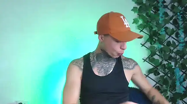 Snapshot of 7_Saturno_7 chatting on 27, 2, 2025 7 Saturno 7 online show from 27, 2, 2025