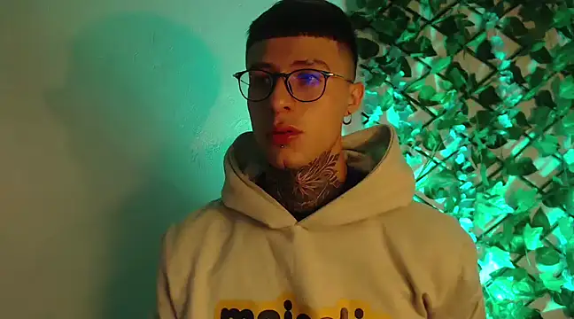 Snapshot of 7_Saturno_7 chatting on 6, 3, 2025 7 Saturno 7 online show from 6, 3, 2025