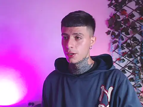 Snapshot of 7_Saturno_7 chatting on 7, 3, 2025 7 Saturno 7 online show from 7, 3, 2025