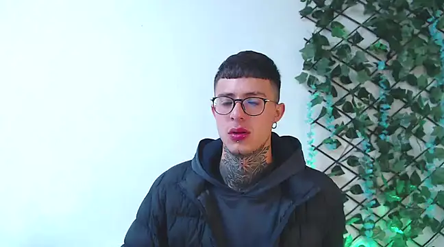 Snapshot of 7_Saturno_7 chatting on 7, 3, 2025 7 Saturno 7 online show from 7, 3, 2025