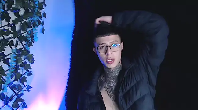 Snapshot of 7_Saturno_7 chatting on 8, 3, 2025 7 Saturno 7 online show from 8, 3, 2025