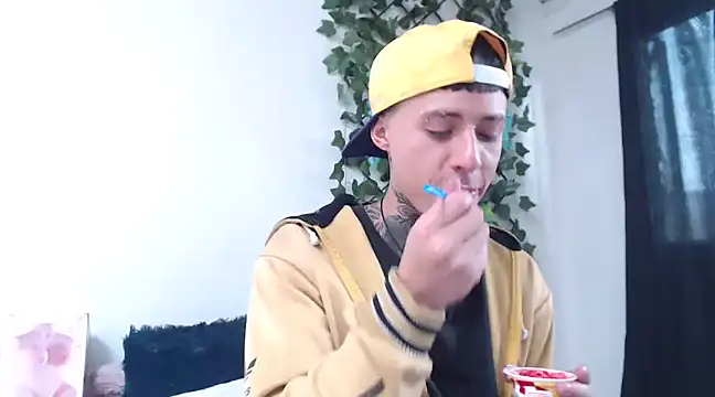 Snapshot of 7_Saturno_7 chatting on 11, 3, 2025 7 Saturno 7 online show from 11, 3, 2025