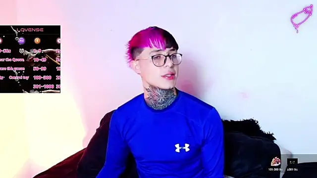 Snapshot of 7_Saturno_7 chatting on 3, 11, 2025 7 Saturno 7 online show from 3, 11, 2025