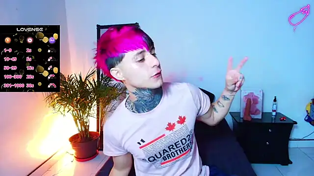 Snapshot of 7_Saturno_7 chatting on 16, 11, 2025 7 Saturno 7 online show from 16, 11, 2025