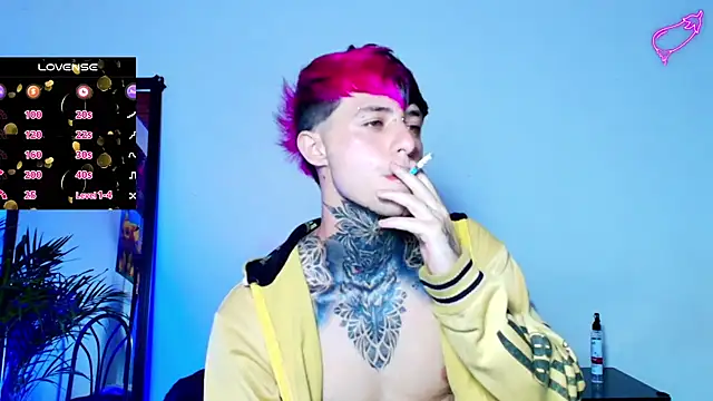 Snapshot of 7_Saturno_7 chatting on 17, 11, 2025 7 Saturno 7 online show from 17, 11, 2025