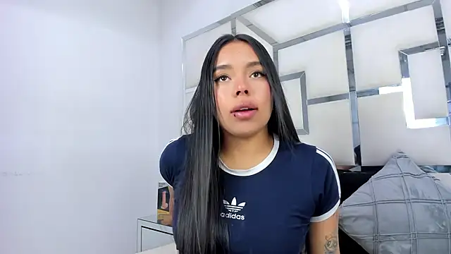 Snapshot of ZoeWan69 chatting on 15, 1, 2026 ZoeWan69 online show from 15, 1, 2026