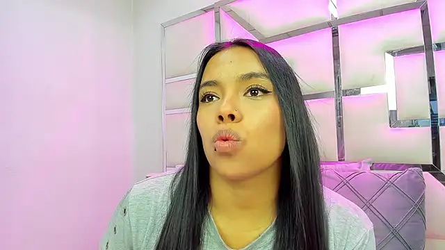 Snapshot of ZoeWan69 chatting on 11, 3, 2026 ZoeWan69 online show from 11, 3, 2026