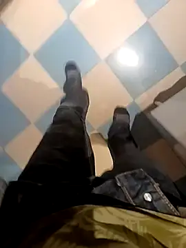 Snapshot of Dam70 chatting on 17, 9, 2025 Dam70 online show from 17, 9, 2025