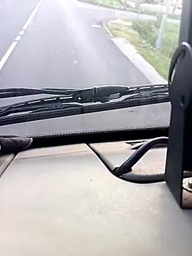 Snapshot of Dam70 chatting on 18, 9, 2025 Dam70 online show from 18, 9, 2025