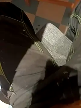 Snapshot of Dam70 chatting on 16, 11, 2025 Dam70 online show from 16, 11, 2025