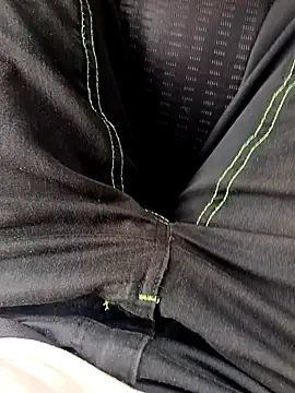 Snapshot of Dam70 chatting on 28, 11, 2025 Dam70 online show from 28, 11, 2025