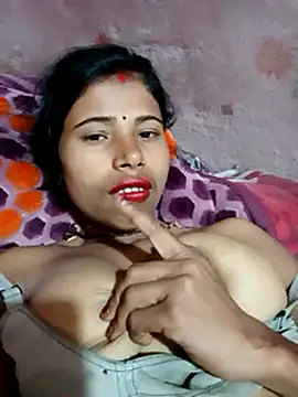 Snapshot of Miss_triha chatting on 19, 2, 2025 Miss triha online show from 19, 2, 2025