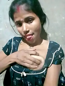 Snapshot of Miss_triha chatting on 4, 3, 2025 Miss triha online show from 4, 3, 2025