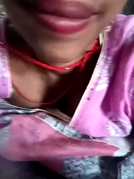 Snapshot of Miss_triha chatting on 10, 9, 2025 Miss triha online show from 10, 9, 2025