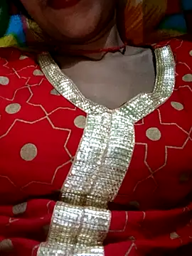 Snapshot of Miss_triha chatting on 6, 11, 2025 Miss triha online show from 6, 11, 2025