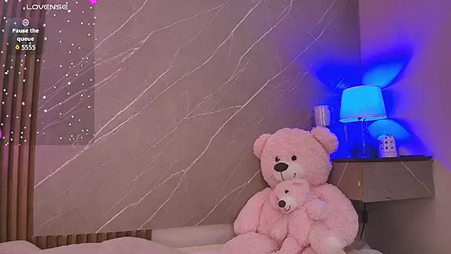 ariana jhonson1 online show from 26, 6, 2026