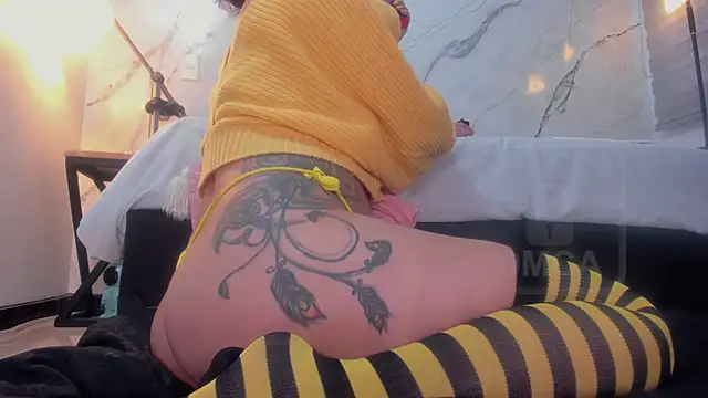 ailin curl online show from 30, 12, 2024